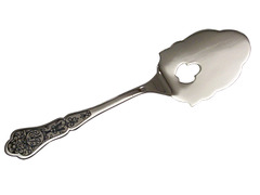 Серебряная лопатка для торта с вензелем и фигурной ручкой «Черневой»